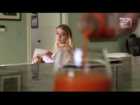 ❤️ Гарачая дзяўчына з вялікімі сіськамі і тугі шапіках атрымлівае член ад няўдачніка, але вельмі цяжка Шлюхі на be.superpornpics.ru ﹏